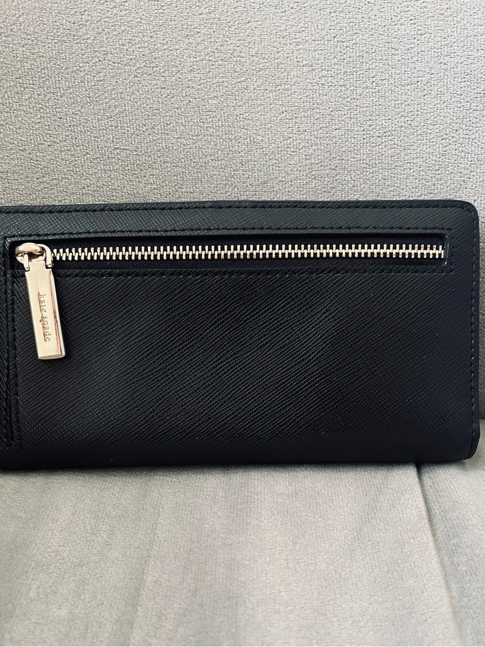 kate spade Black Saffiano Leather Zip Wallet with Gold Logo - Picture 2 of 4